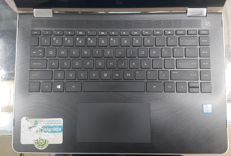 HP Pavilion x360 ba080TU