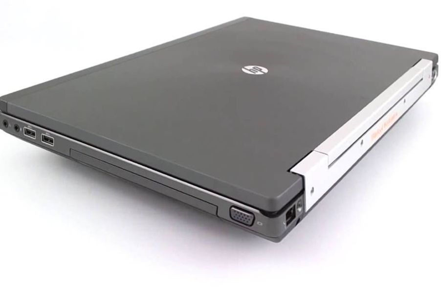 Laptop cũ HP EliteBook 8560w - i7