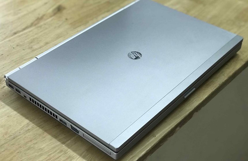 Laptop cũ Hp EliteBook 8560p i5 Card rời