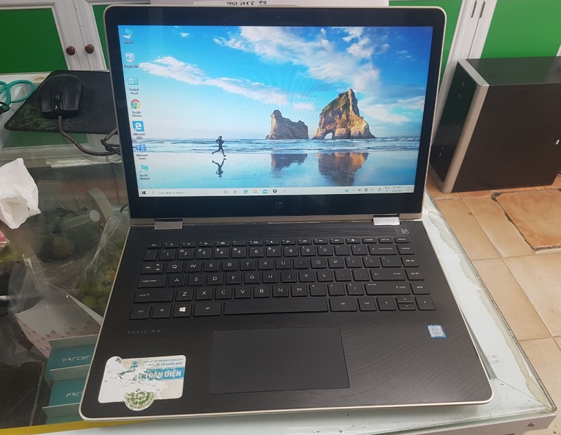 HP Pavilion x360 ba080TU