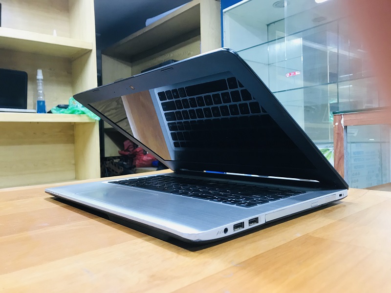 Laptop ASUS K46