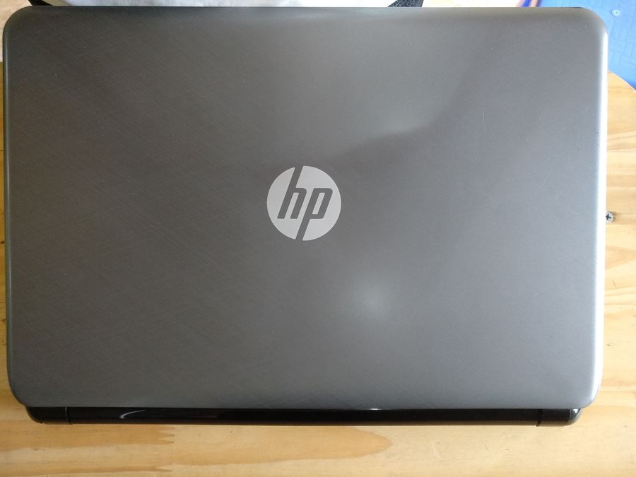 Laptop cũ HP 14-R221TU i3 thế hệ 5-4GB ram-500GB