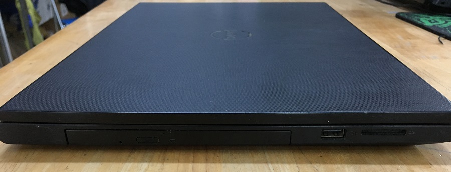 cạnh phải laptop dell 3542
