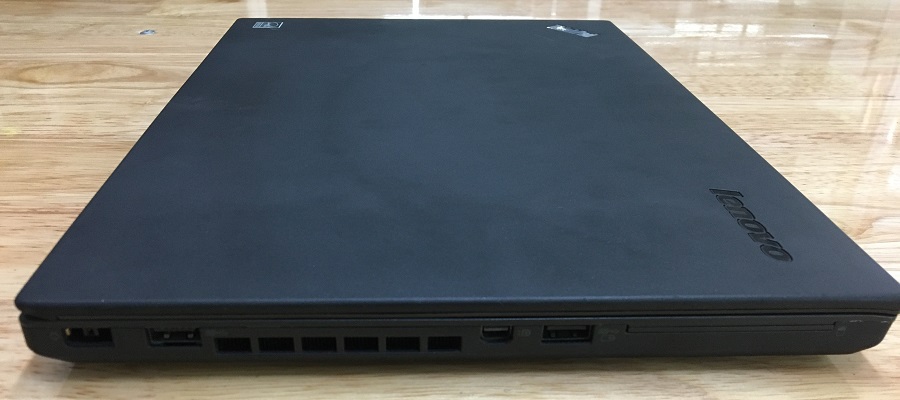 cạnh trái laptop lenovo thinkpad T450