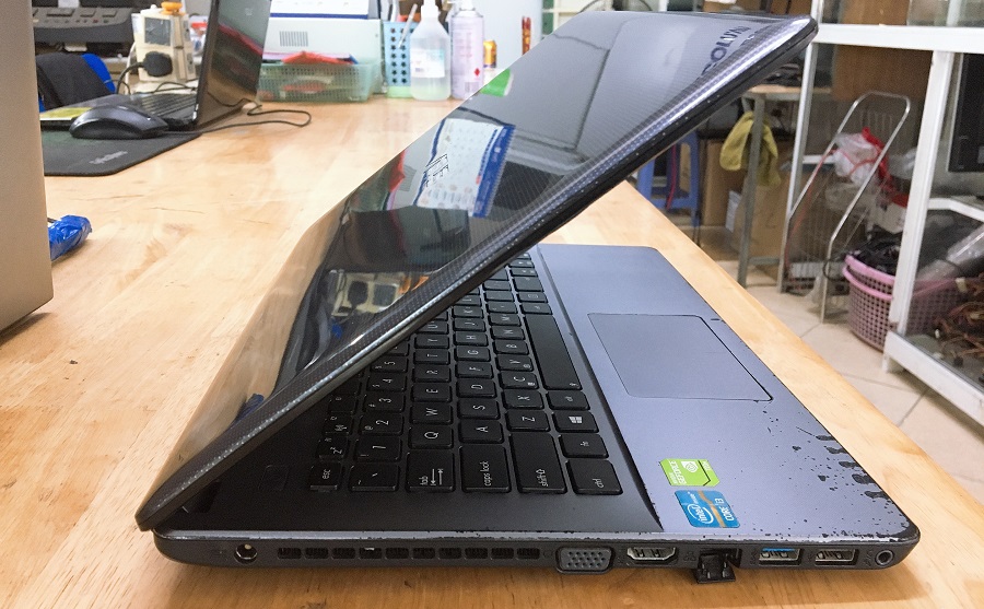 Bán laptop cũ Asus X450 Core i3 card rời