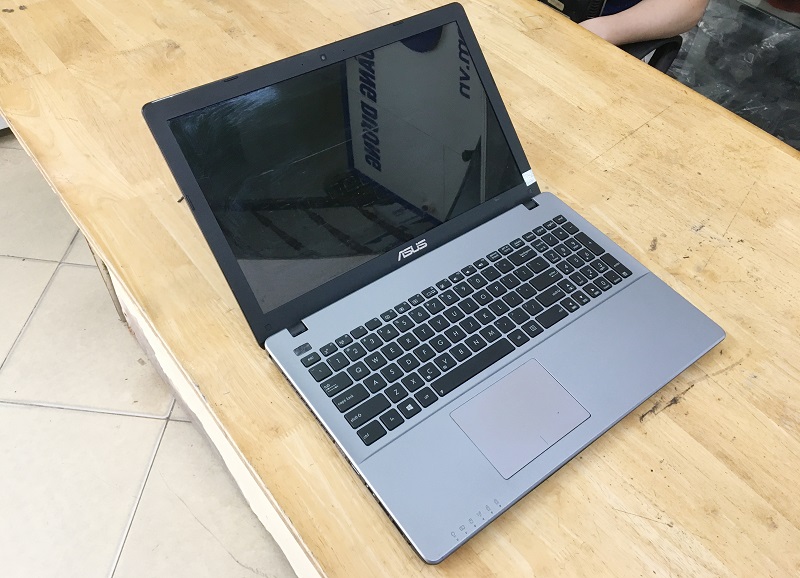laptop asus X550C