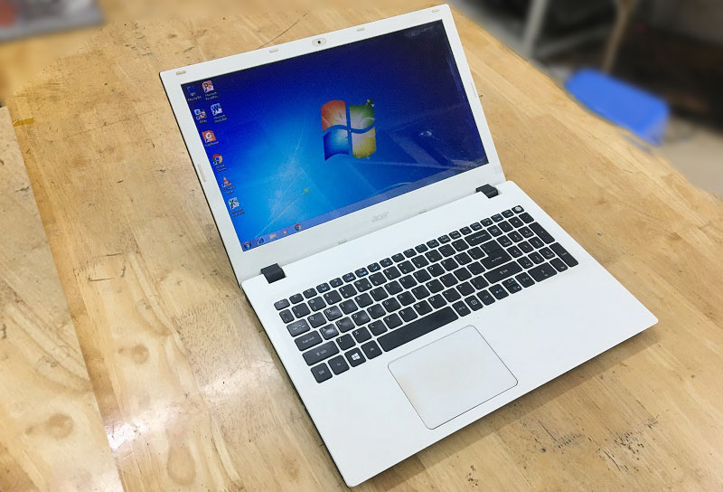 laptop acer E5-573