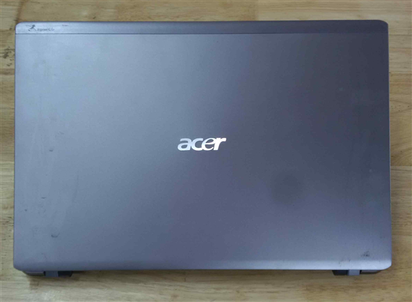 Vỏ laptop acer 5810T