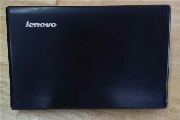 Vỏ laptop Lenovo g575