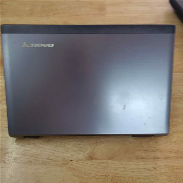 Vỏ laptop Lenovo v470c
