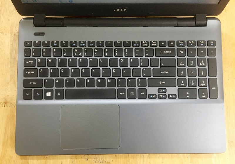 laptop cũ acer E5-511