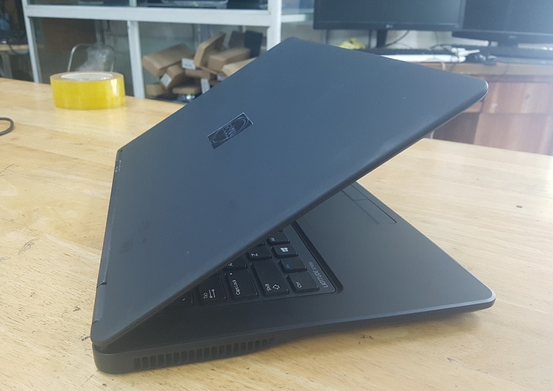Laptop Cũ Dell Latitude E7450 i5 Card Rời