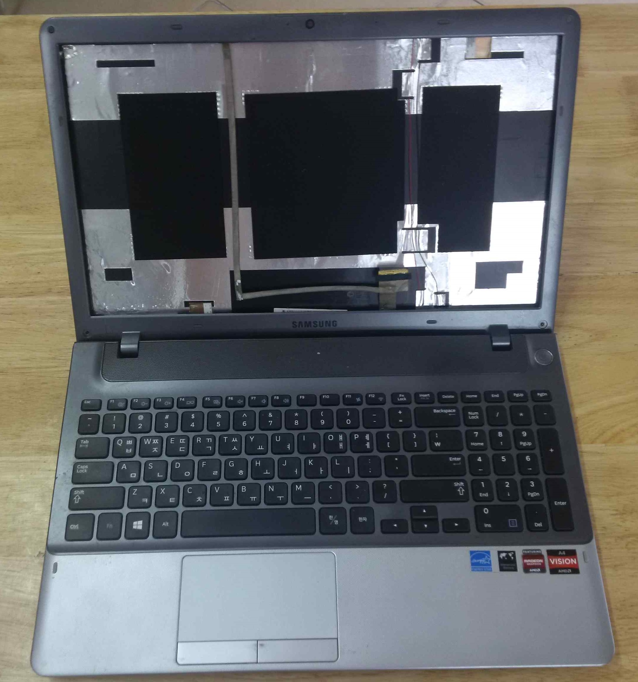 vỏ laptop samsung 355v